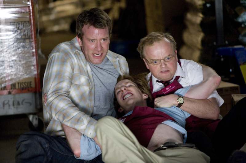 Thomas Jane, Chris Owen e Toby Jones em “O Nevoeiro”