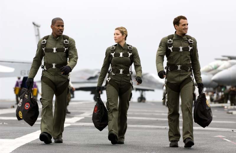 Jamie Foxx, Jessica Biel e Josh Lucas em "Stealth - Ameaça Invisível"