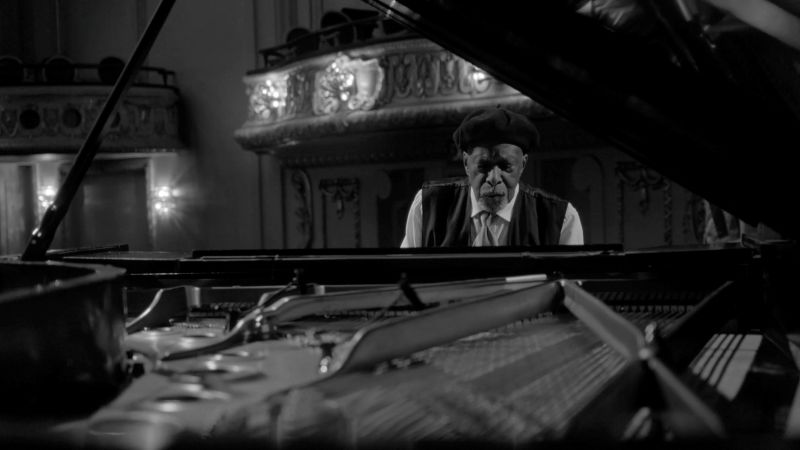 Cena de "Misty - A História de Erroll Garner" (divulgação/Imovision)