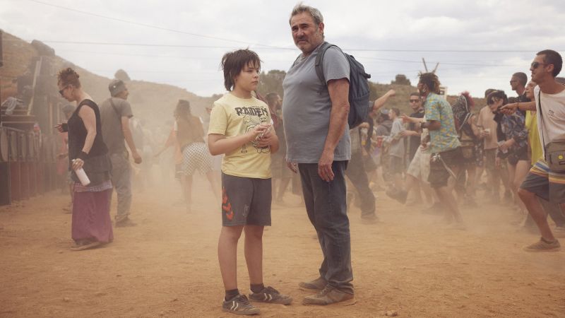 Sergi López e Brúno Nuñez Arjona em "Sirât" (divulgação/49ª Mostra)