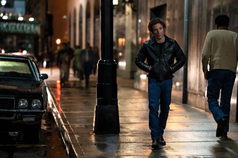 Jeremy Allen White em "Springsteen: Salve-me do Desconhecido"