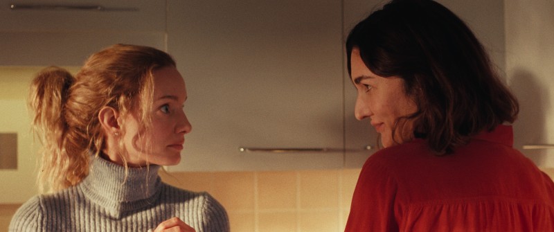 Laurence Leboeuf e Karine Gonthier-Hyndman em “Entre Duas Mulheres” (divulgação/Imovision)