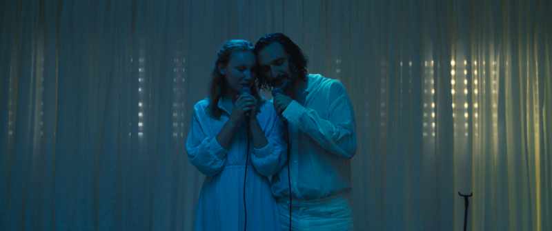 Helena Zengel e Jeremy Xido em "Transamazônia" (divulgação/Filmes do Estação)