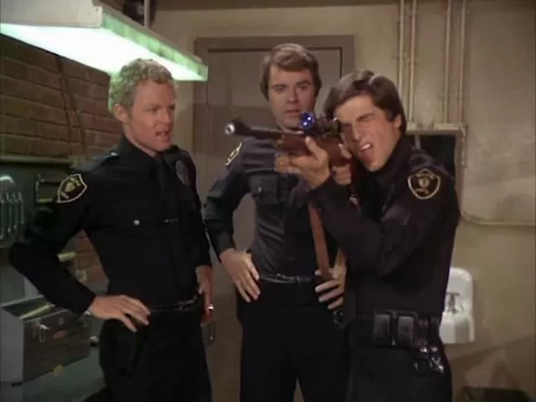 S.W.A.T. (1975-1976 | série)